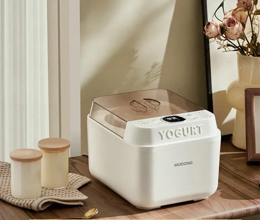 Električni aparat za jogurt s stekleno notranjo posodo in časovnikom
